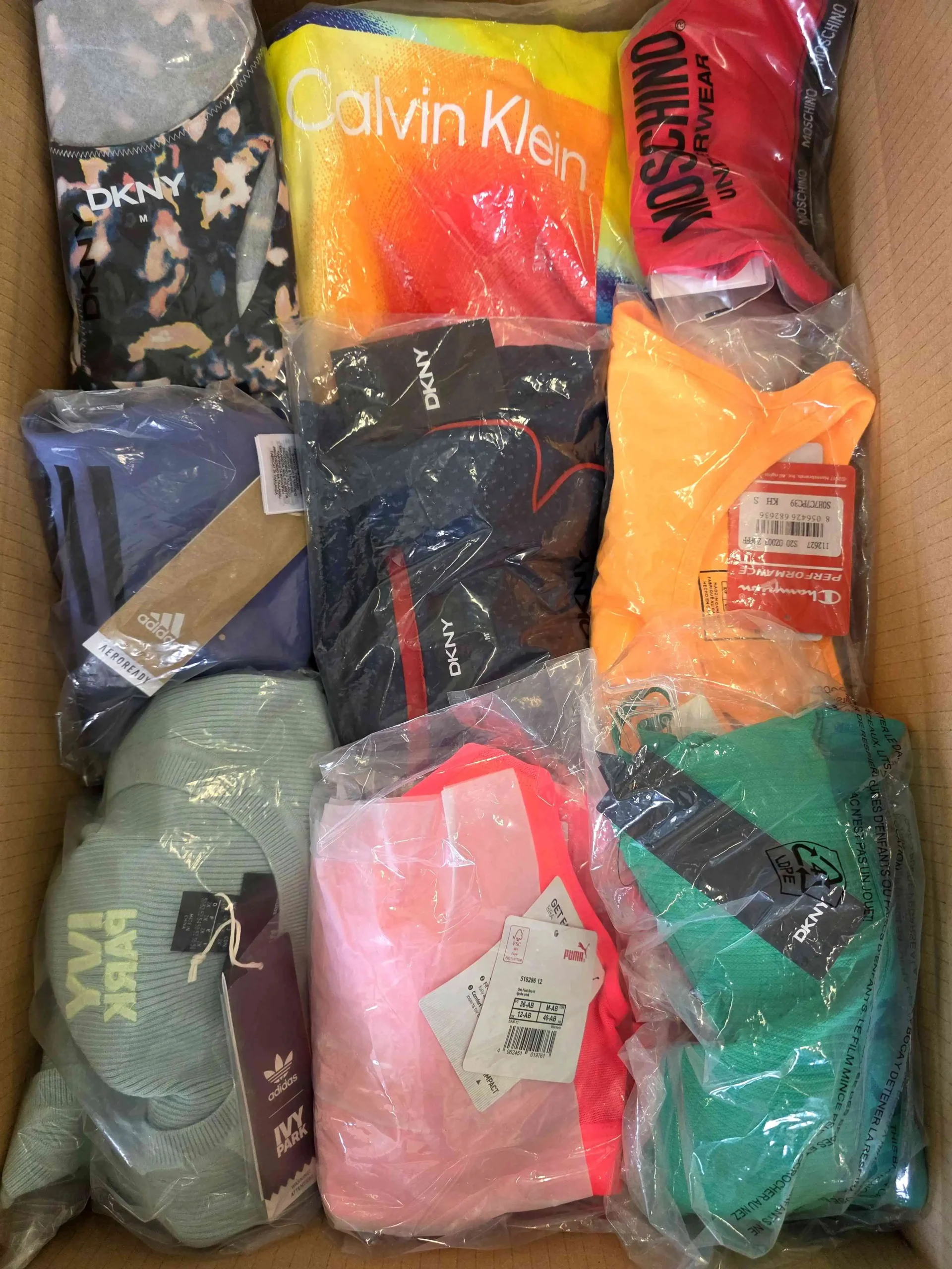 A Bielizna i odzież nocna - AU257