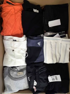 Odzież second-hand - U1579