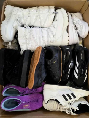 C Obuwie (folia) - CSU1445