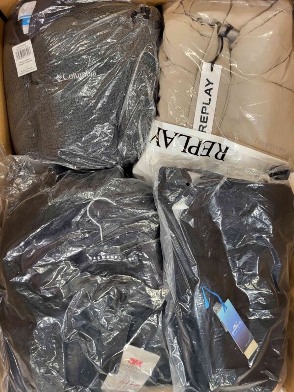 677AJW143kg.jpg AJW677